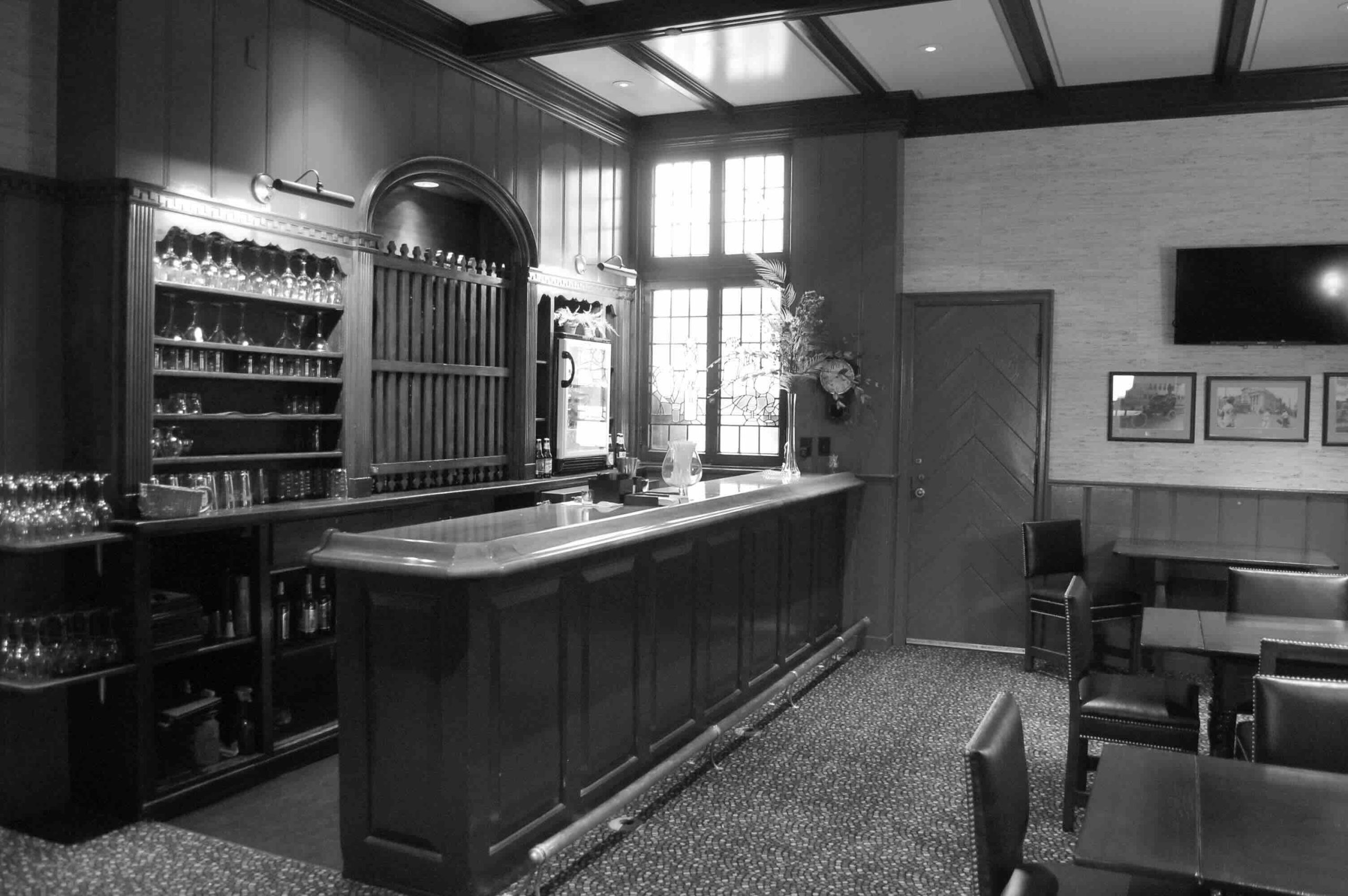 Fort Schuyler Club Bar