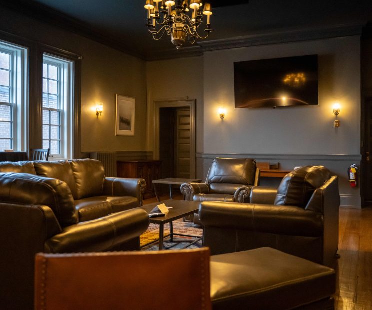 Fort Schuyler Club Cigar Room