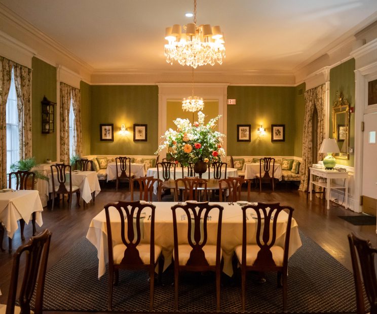 Fort Schuyler Club Formal Dining Area