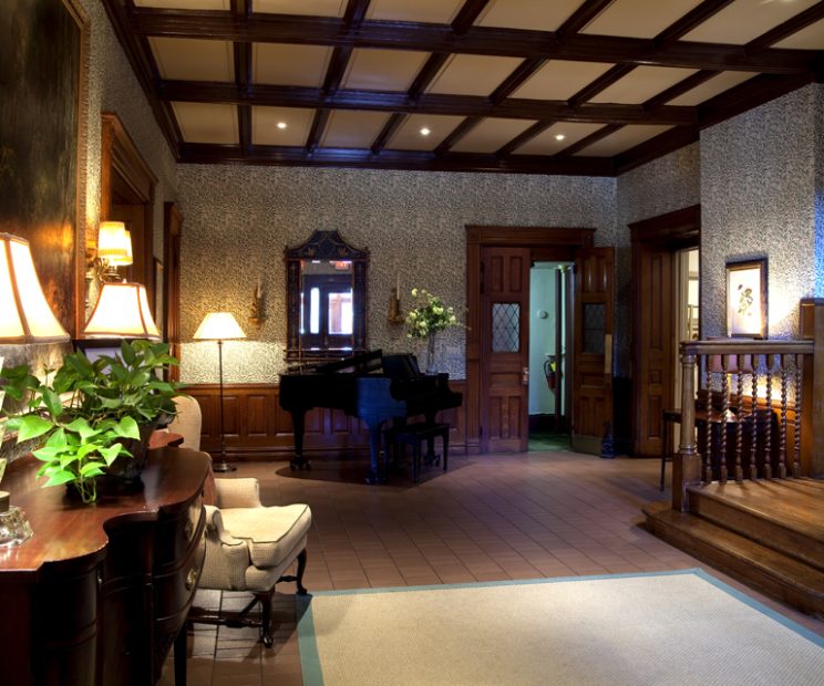 Fort Schuyler Club Foyer